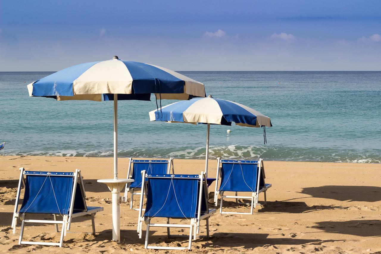 Makauda Beach Sciacca Luaran gambar